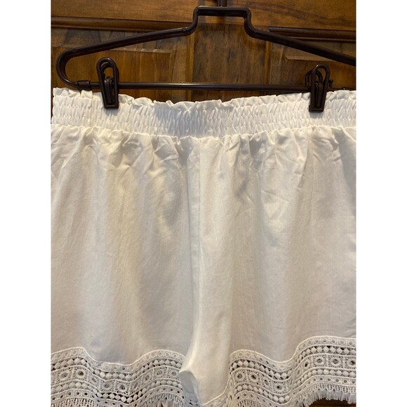 Boho Lace Trim Shorts Plus Sz  XL White Wide Elastic Waist Bohemian
Hippie Gypsy - Picture 7 of 12